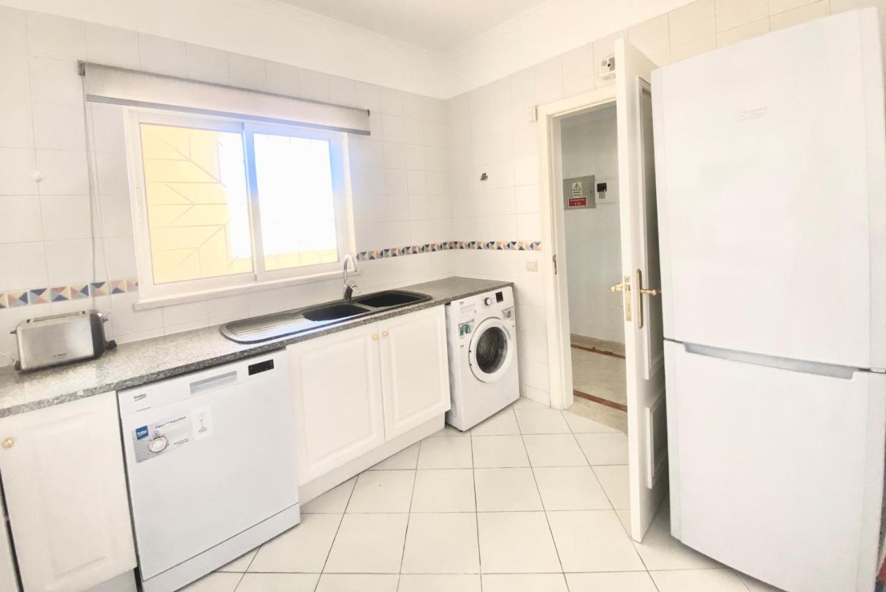 Vilamoura Central 2 Bedroom Flat Exterior photo